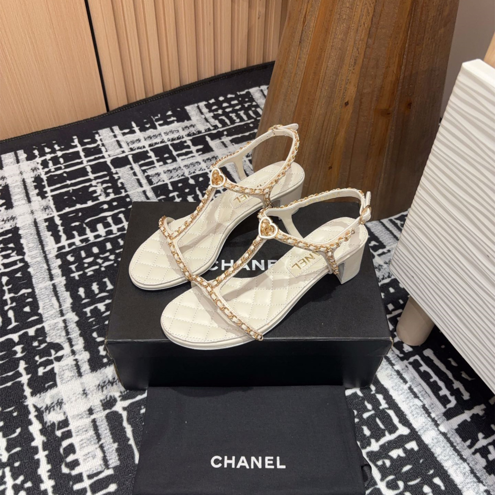 高仿Chanel*25C系列G36122C小羊皮中踭涼鞋白色5CM免檢版