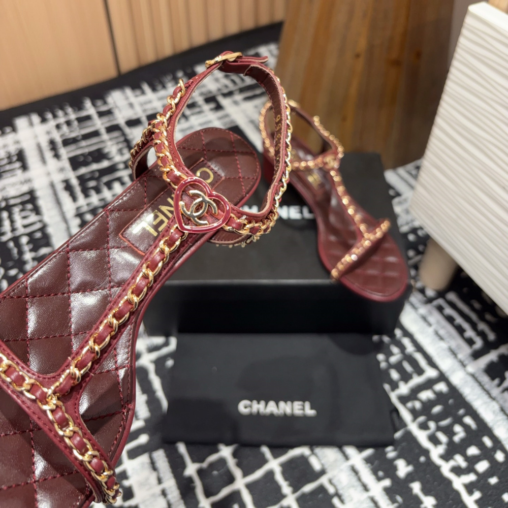高仿Chanel*25C系列G36122A小羊皮中踭涼鞋紅色5CM免檢版
