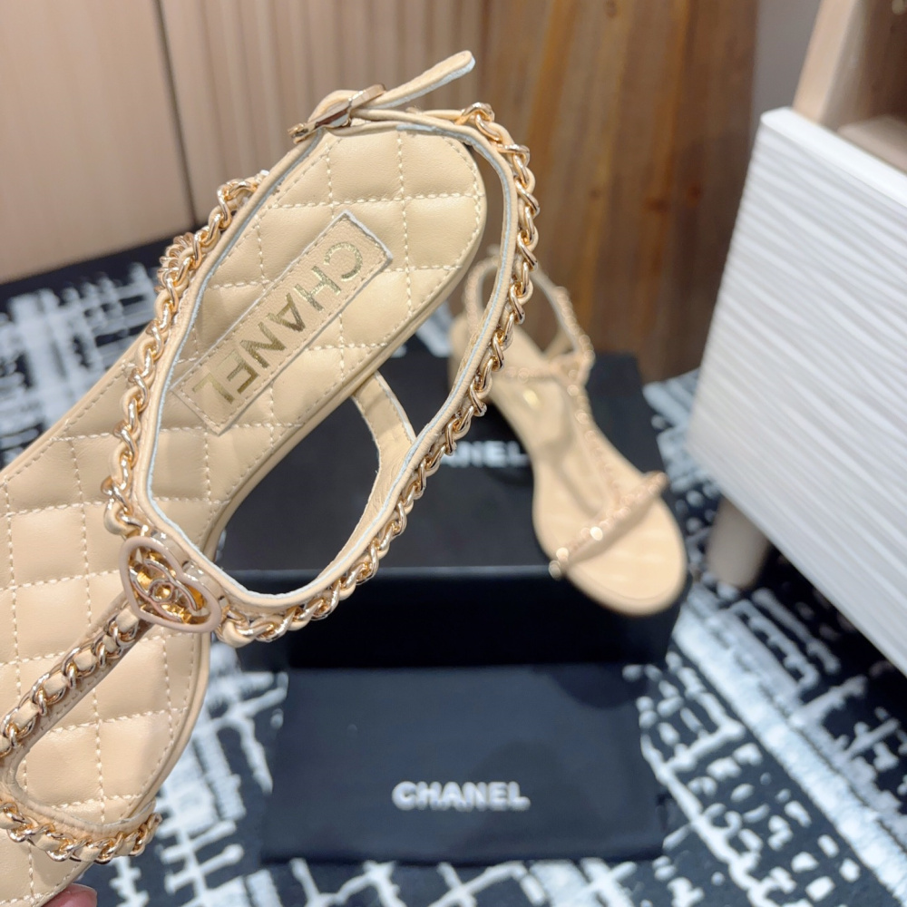 高仿Chanel*25C系列G36122B小羊皮中踭涼鞋米黃5CM免檢版