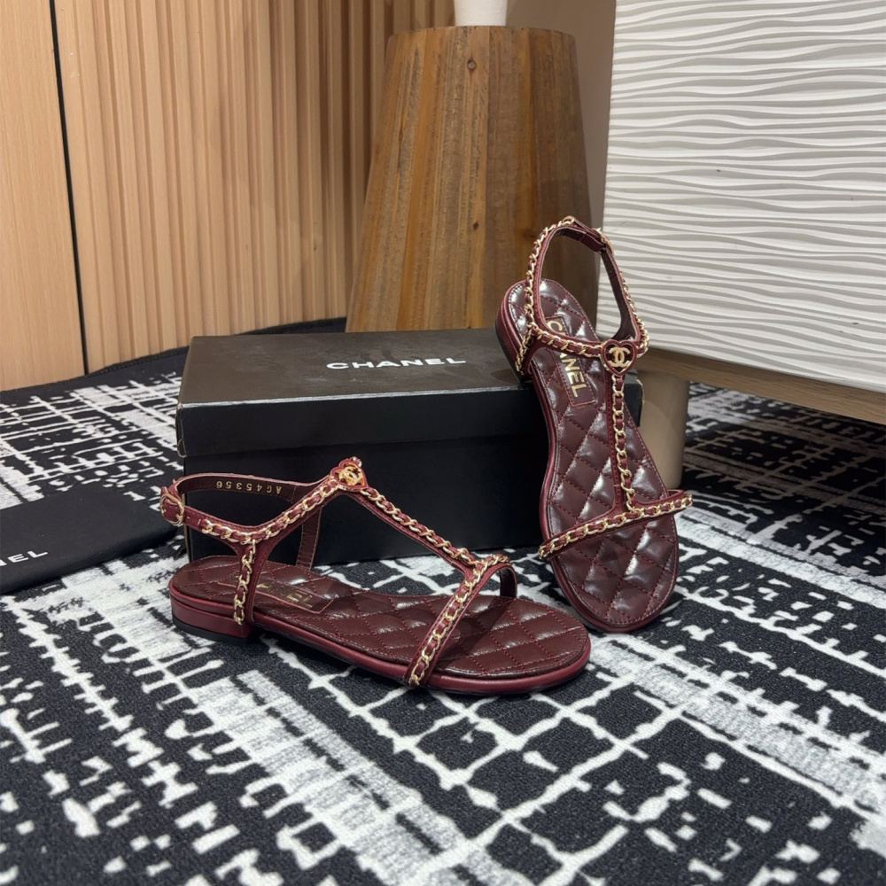 高仿Chanel*25C系列G46111A小羊皮平底涼鞋紅色免檢版