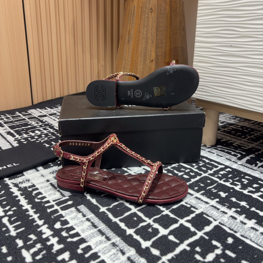 高仿Chanel*25C系列G46111A小羊皮平底涼鞋紅色免檢版