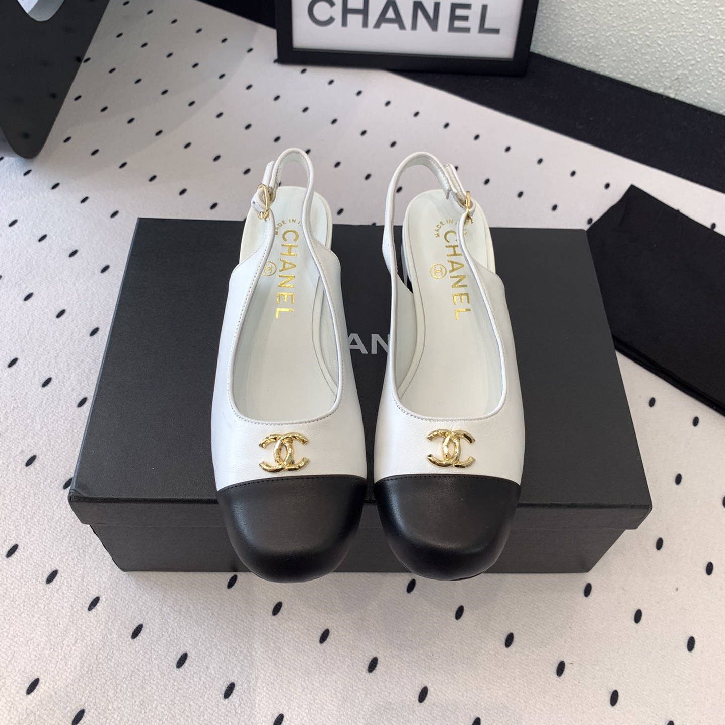 高仿Chanel*G45768C圓頭露跟單鞋小牛皮白色3.5CM免檢版