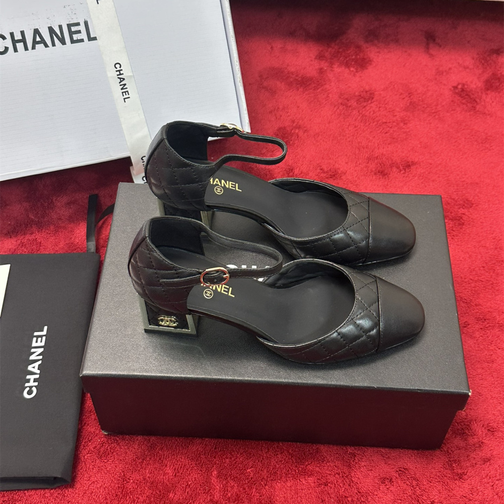 高仿Chanel*G38441B露邊高跟單鞋小牛皮黑色4.5CM免檢版
