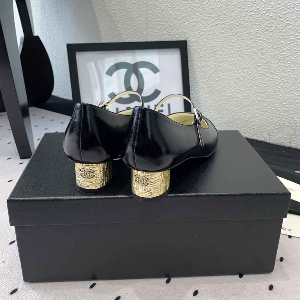 高仿Chanel*G38897Z小羊皮瑪麗珍單鞋黑色免檢版