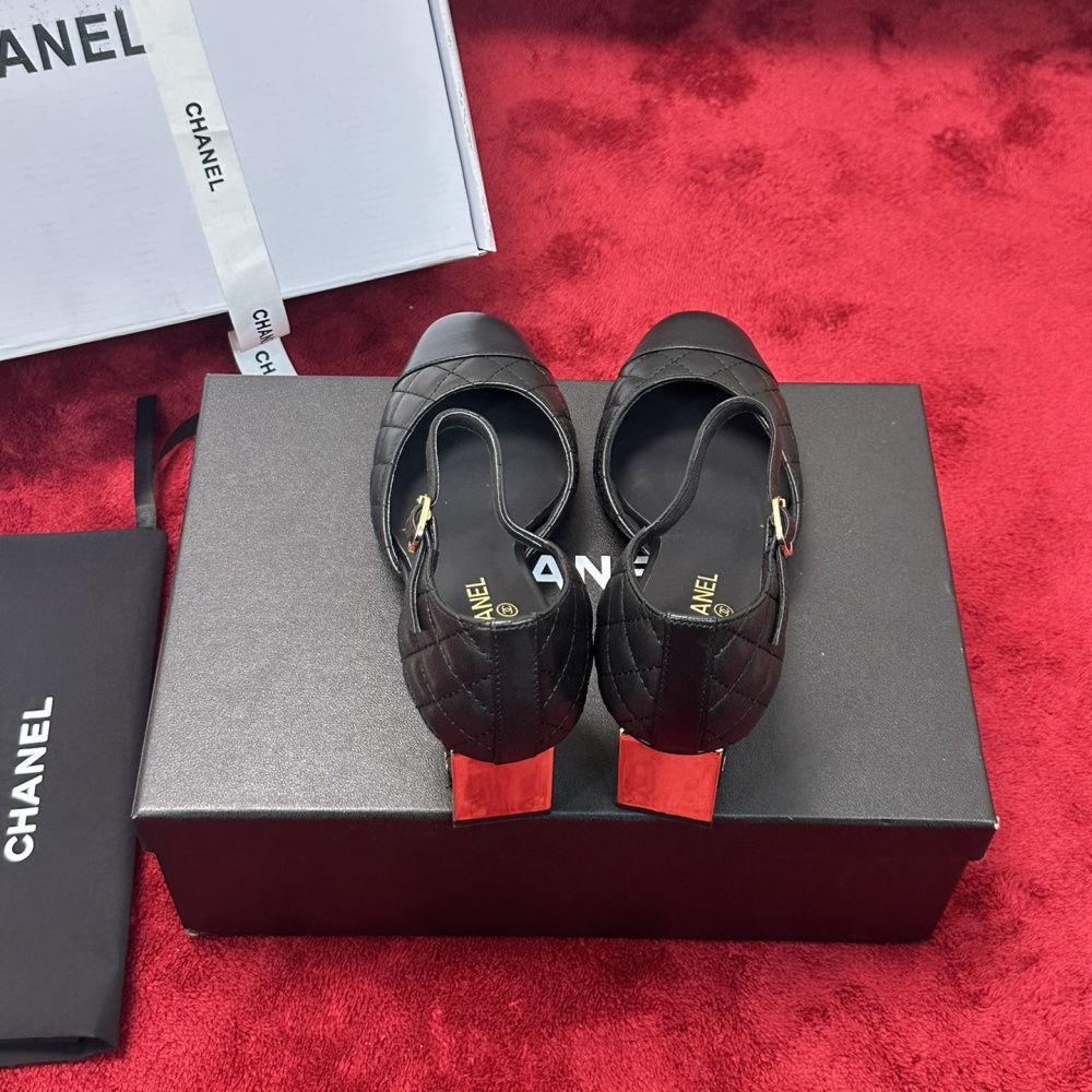 高仿Chanel*G38441B露邊高跟單鞋小牛皮黑色4.5CM免檢版
