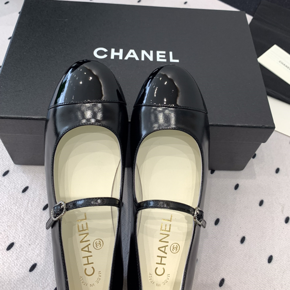 高仿Chanel*G38897Z小羊皮瑪麗珍單鞋黑色免檢版