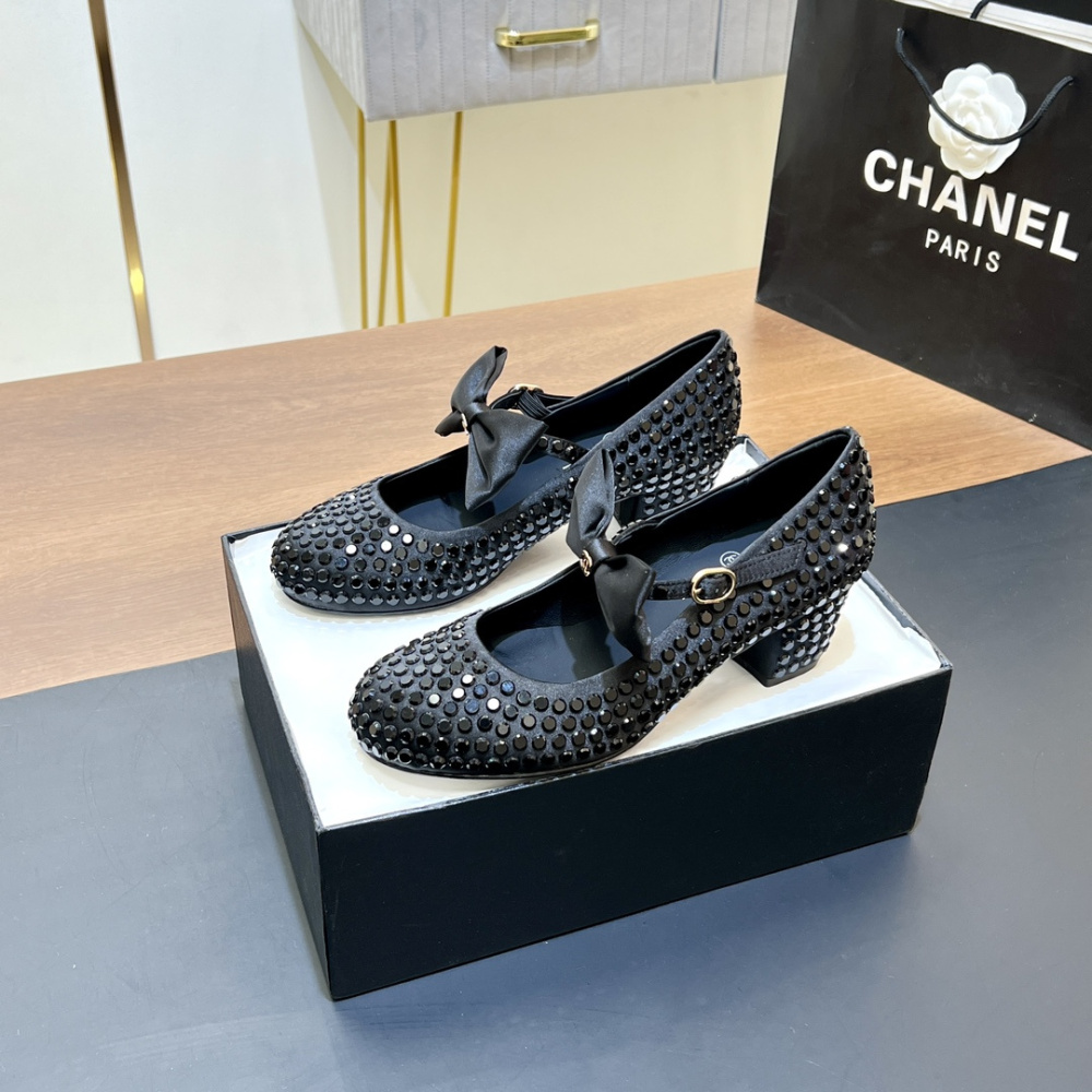 高仿Chanel*G45749B緞子水鑽圓頭單鞋黑色4.5CM免檢版