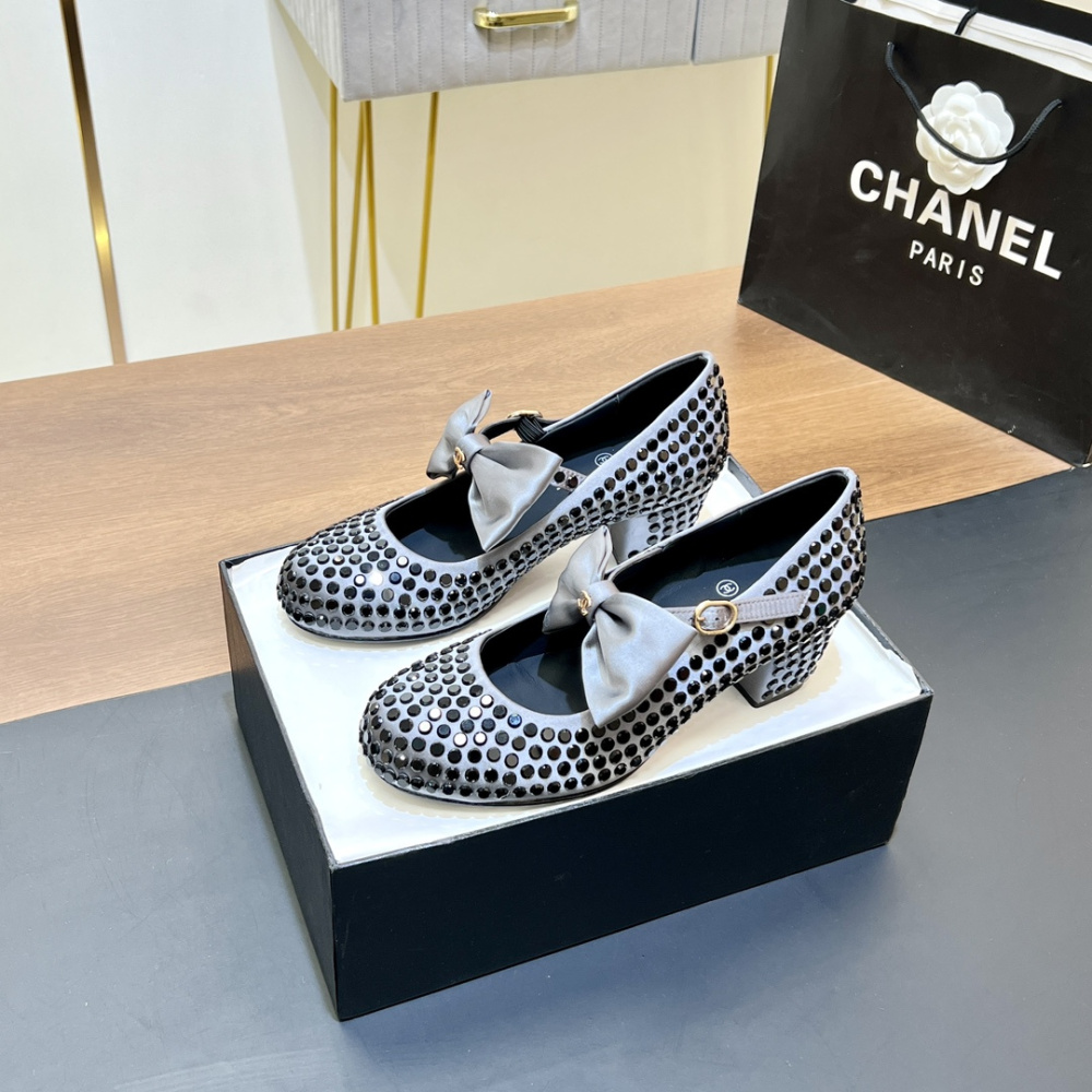 高仿Chanel*G45749A緞子水鑽圓頭單鞋深灰4.5CM免檢版