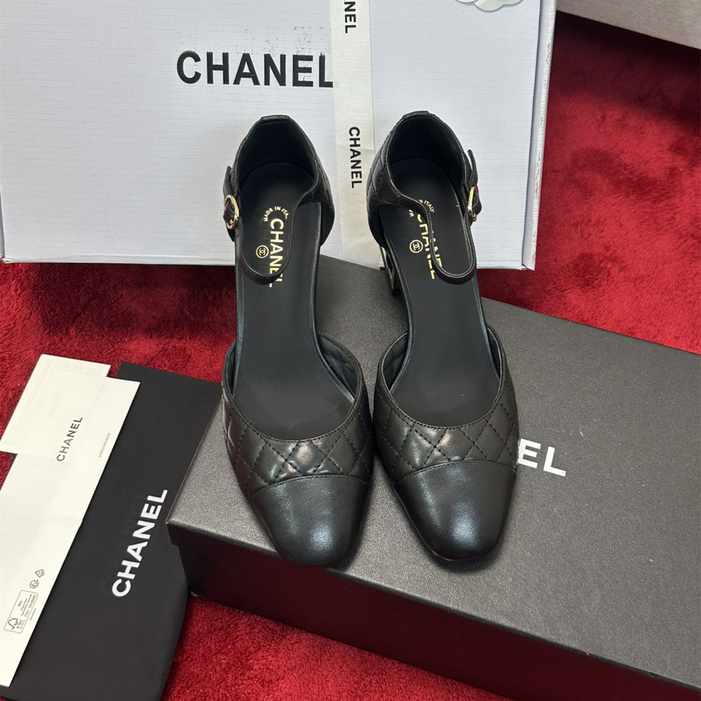 高仿Chanel*G38441B露邊高跟單鞋小牛皮黑色4.5CM免檢版