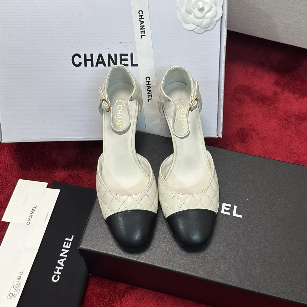 高仿Chanel*G38441C露邊高跟單鞋小牛皮白色4.5CM免檢版