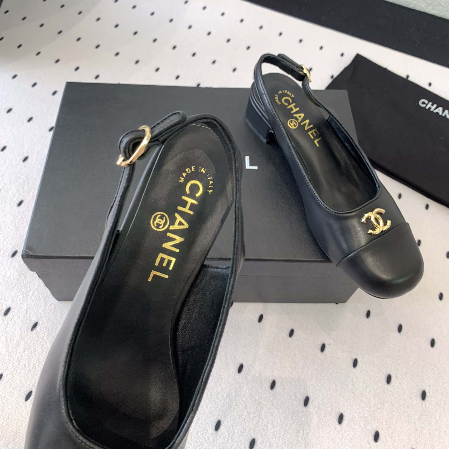 高仿Chanel*G45768B圓頭露跟單鞋小牛皮黑色3.5CM免檢版