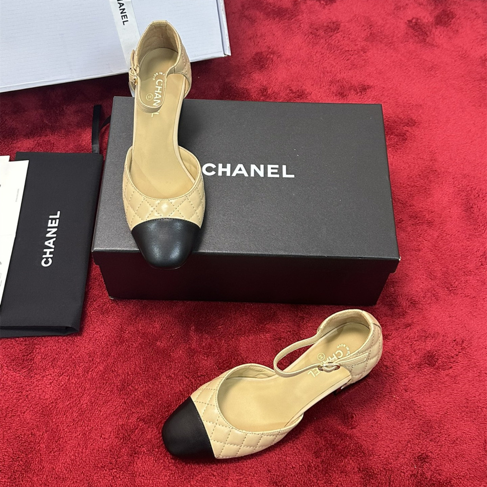 高仿Chanel*G38441A露邊高跟單鞋小牛皮黃色4.5CM免檢版