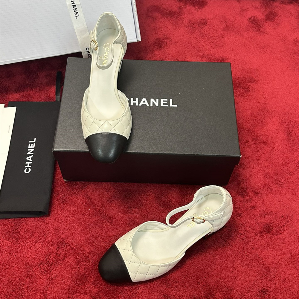 高仿Chanel*G38441C露邊高跟單鞋小牛皮白色4.5CM免檢版