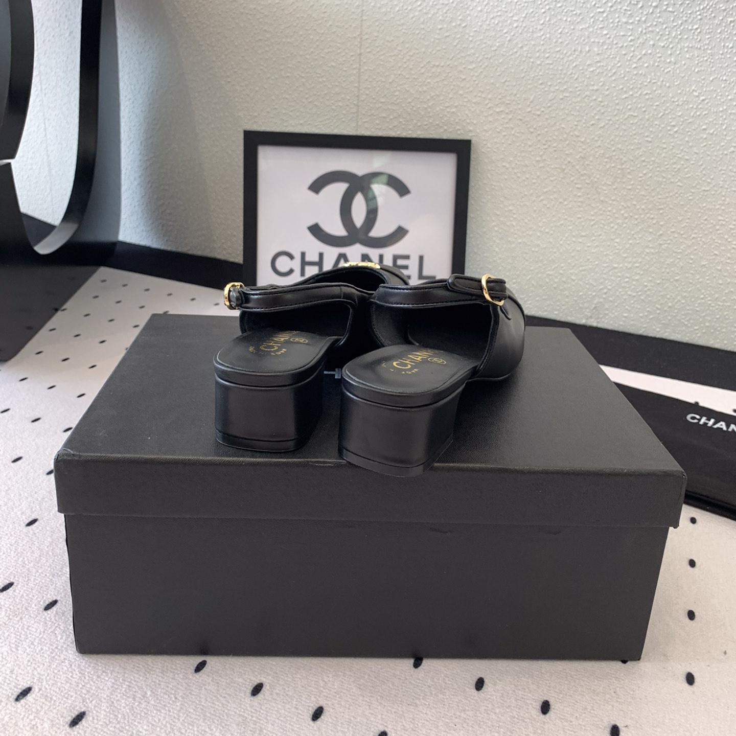高仿Chanel*G45768B圓頭露跟單鞋小牛皮黑色3.5CM免檢版