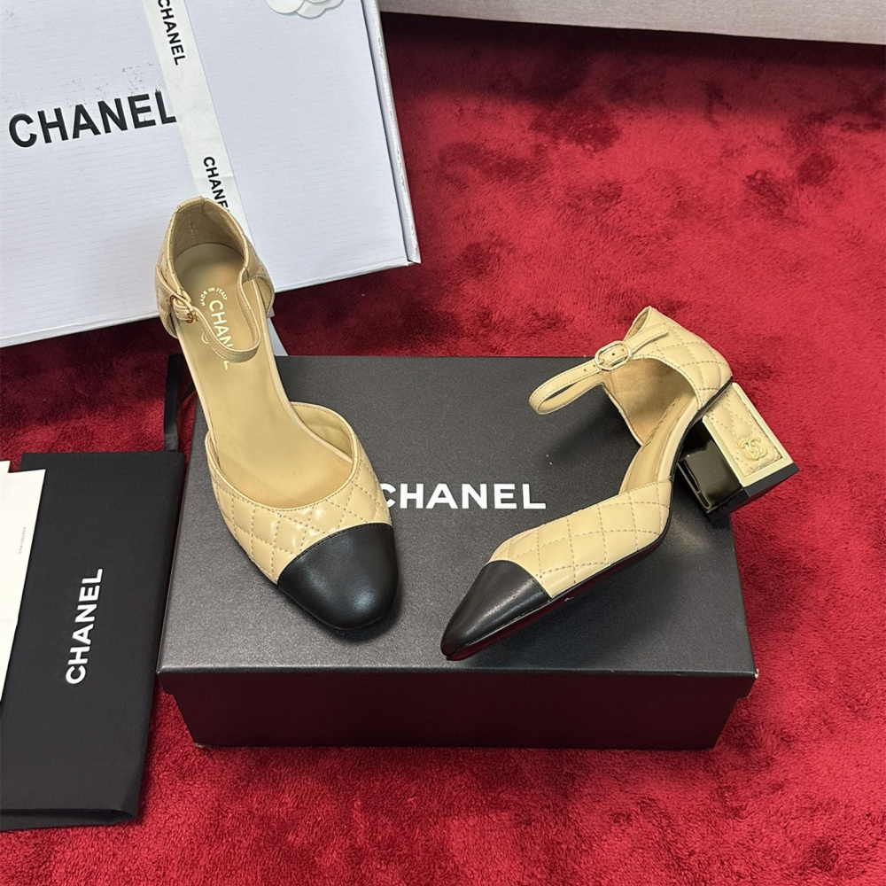 高仿Chanel*G38441A露邊高跟單鞋小牛皮黃色4.5CM免檢版
