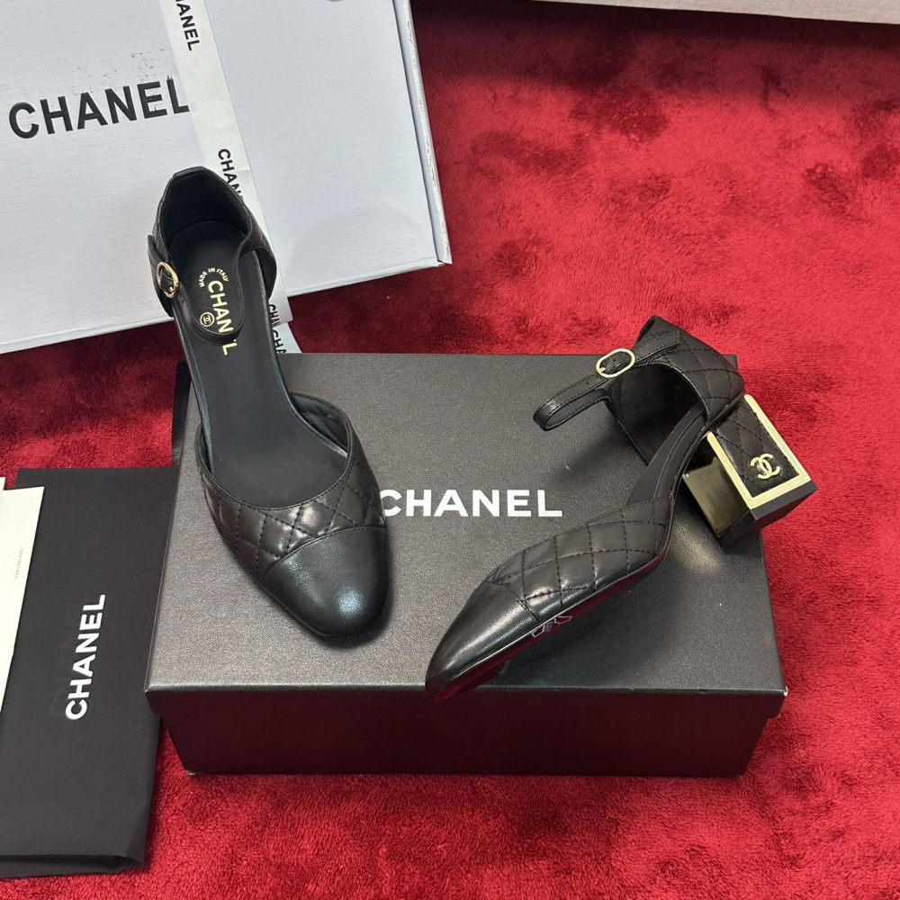 高仿Chanel*G38441B露邊高跟單鞋小牛皮黑色4.5CM免檢版