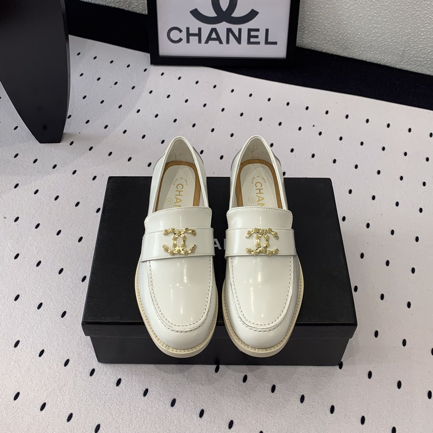 高仿Chanel*24S系列G45663A牛皮革樂福鞋白色3CM免檢版