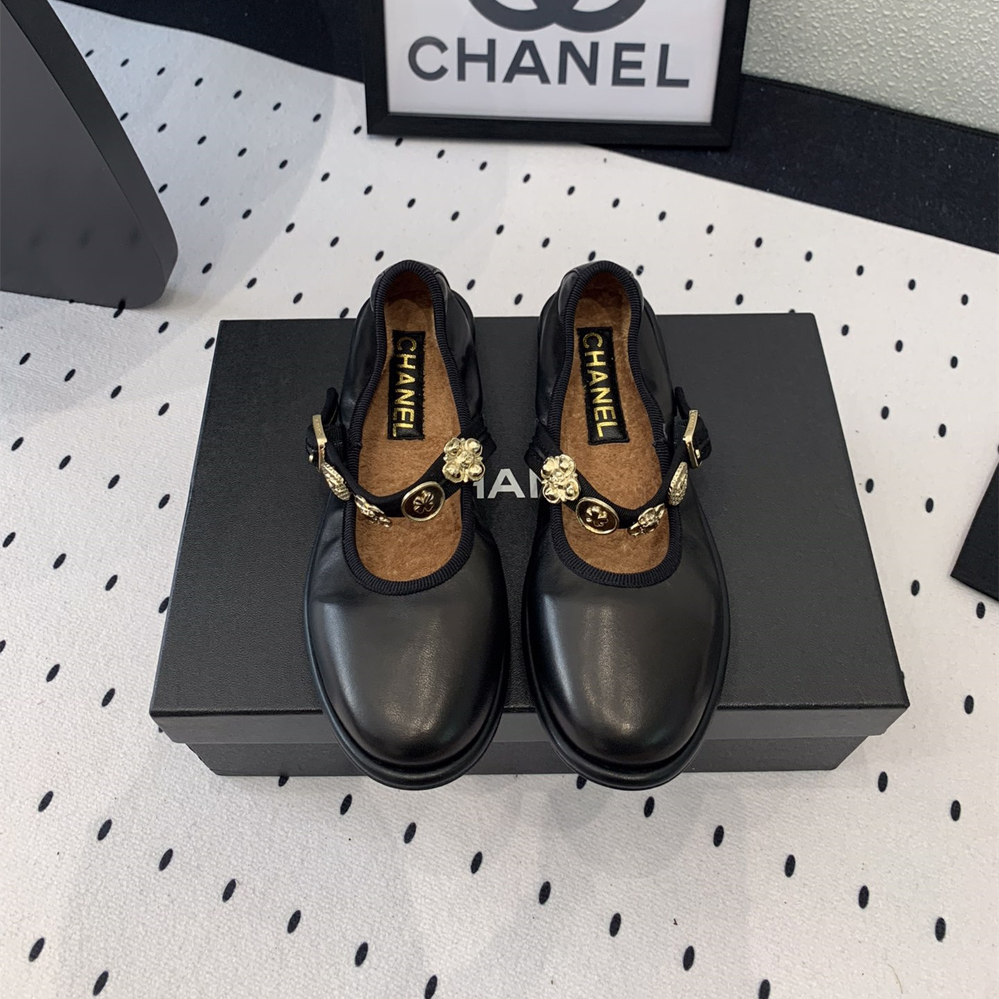高仿Chanel*G45778X圓頭塔扣瑪麗珍鞋黑色免檢版