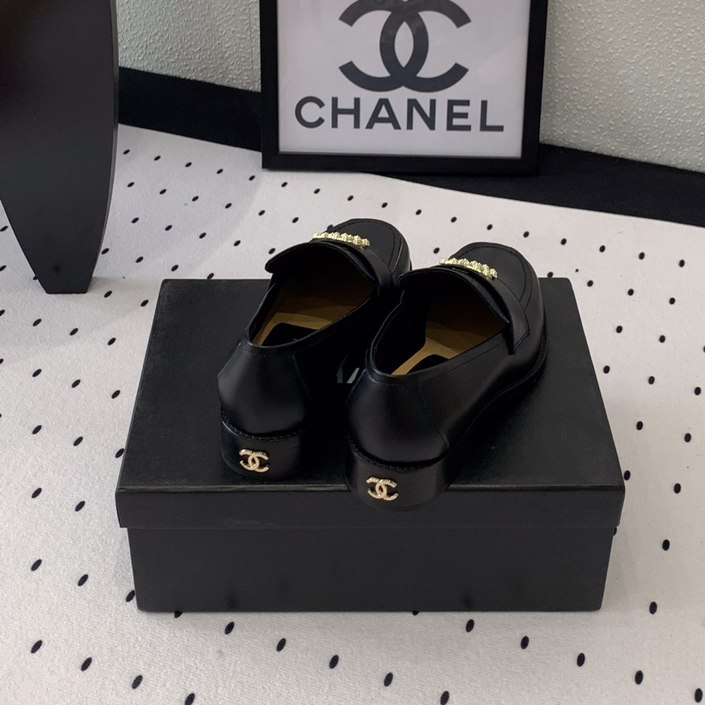 高仿Chanel*24S系列G45663B牛皮革樂福鞋黑色3CM免檢版
