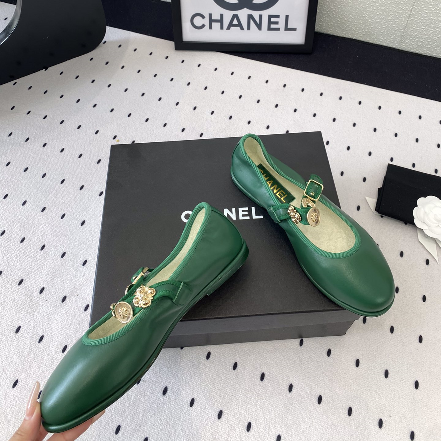 高仿Chanel*G45778B圓頭塔扣芭蕾舞鞋綠色免檢版