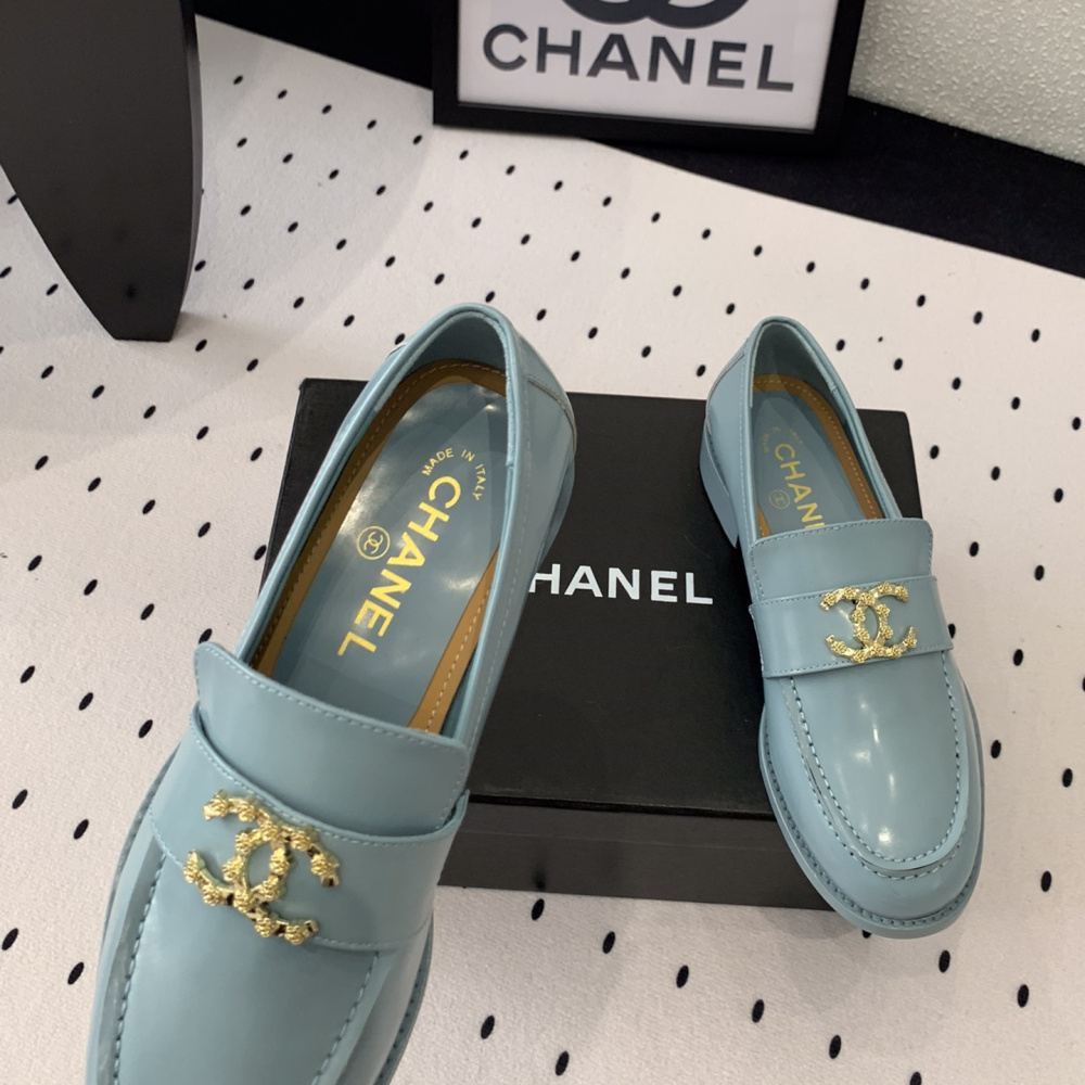 高仿Chanel*24S系列G45663E牛皮革樂福鞋藍色3CM免檢版