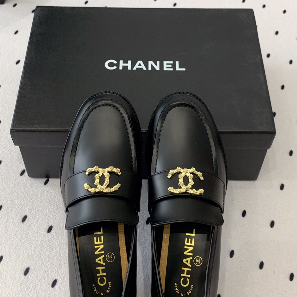 高仿Chanel*24S系列G45663B牛皮革樂福鞋黑色3CM免檢版