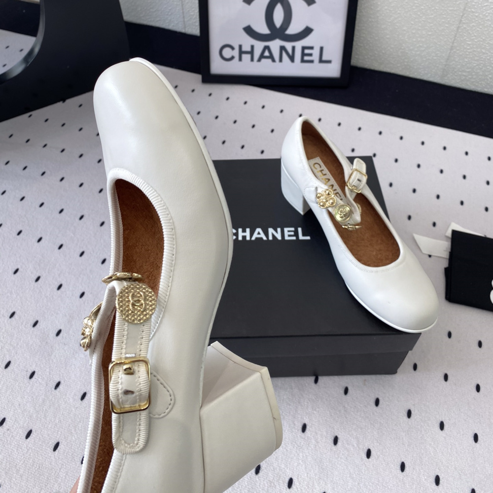 高仿Chanel*G45778N圓頭塔扣芭蕾舞鞋白色免檢版