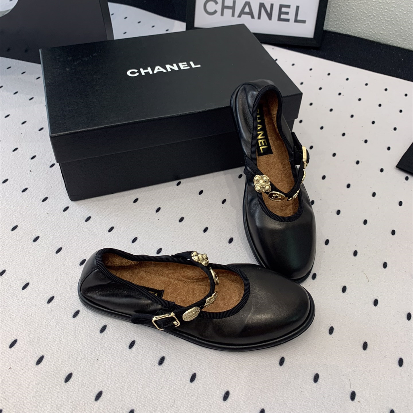 高仿Chanel*G45778X圓頭塔扣瑪麗珍鞋黑色免檢版