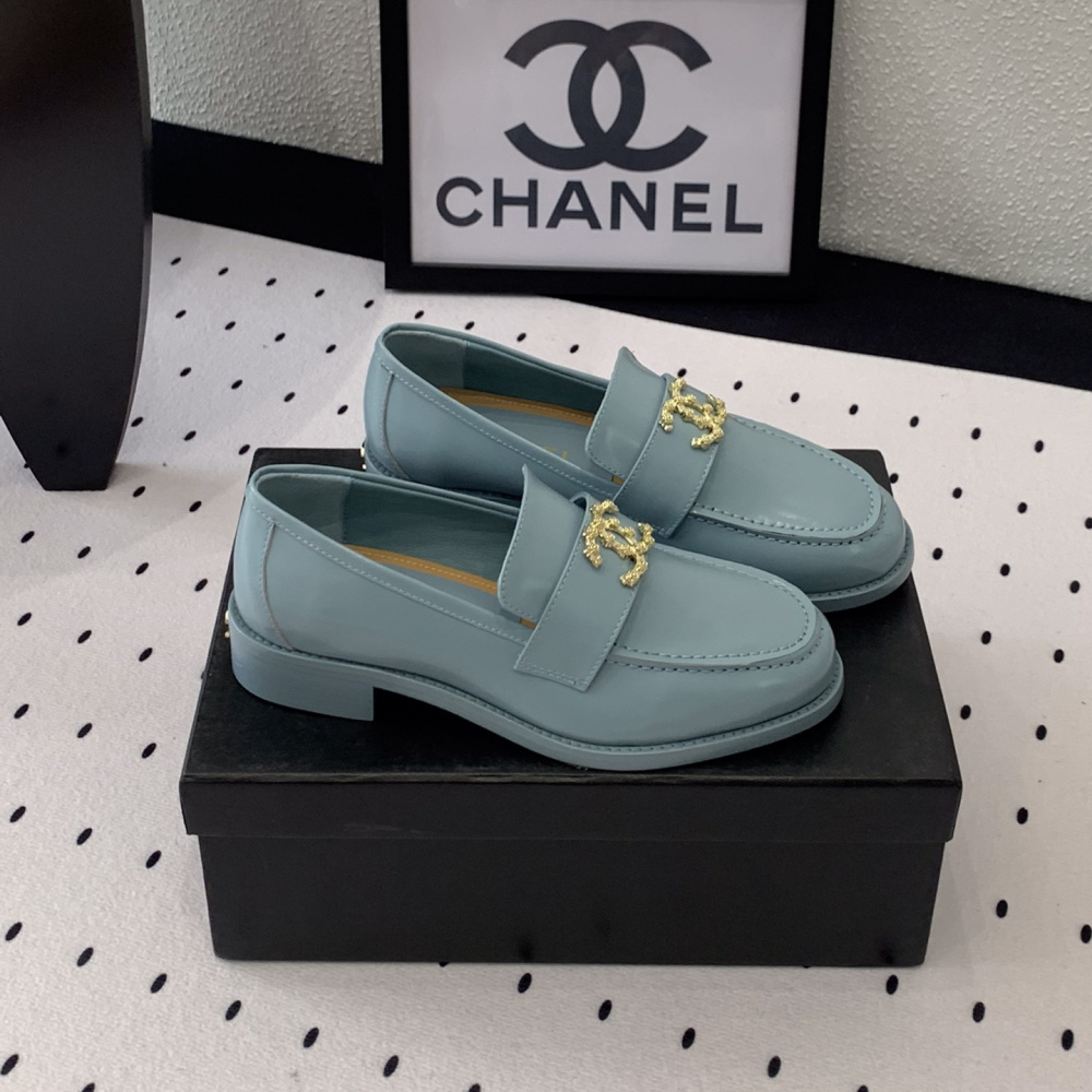 高仿Chanel*24S系列G45663E牛皮革樂福鞋藍色3CM免檢版
