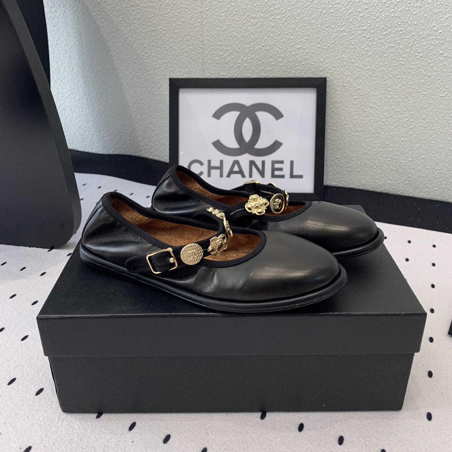 高仿Chanel*G45778X圓頭塔扣瑪麗珍鞋黑色免檢版