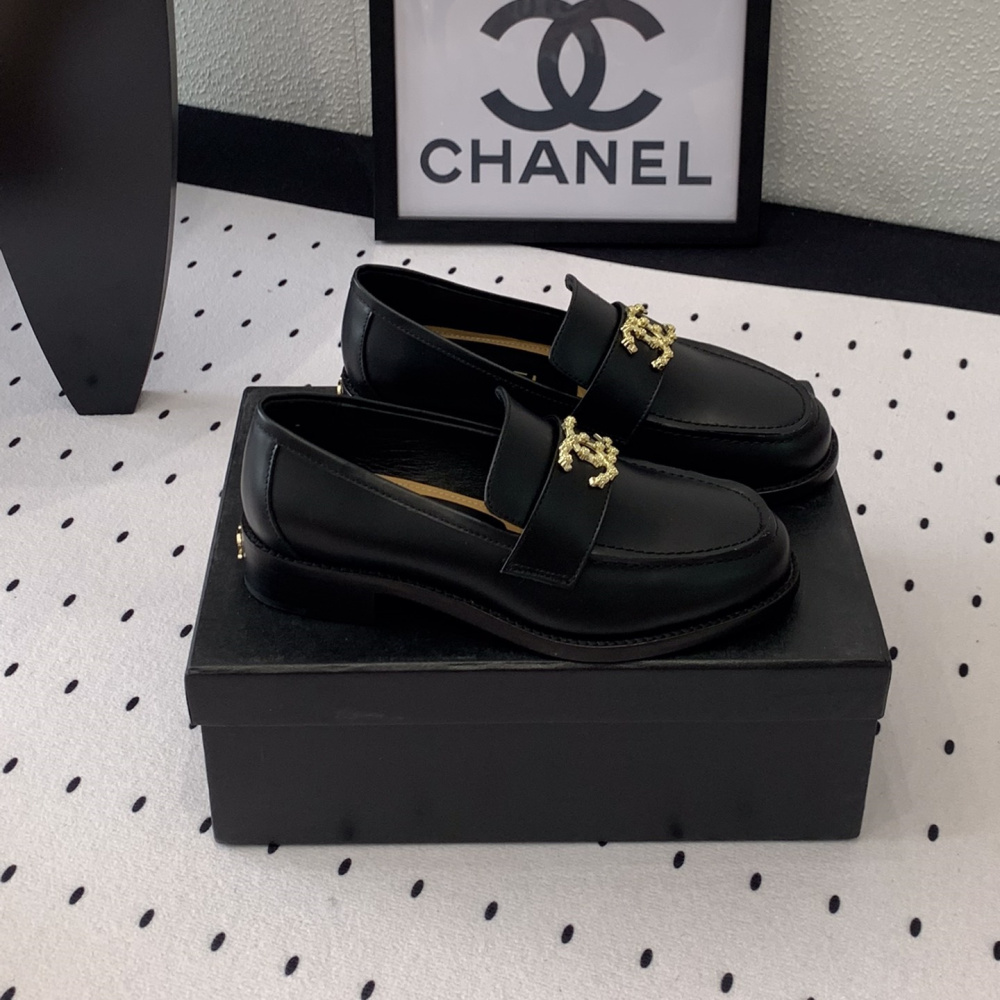 高仿Chanel*24S系列G45663B牛皮革樂福鞋黑色3CM免檢版