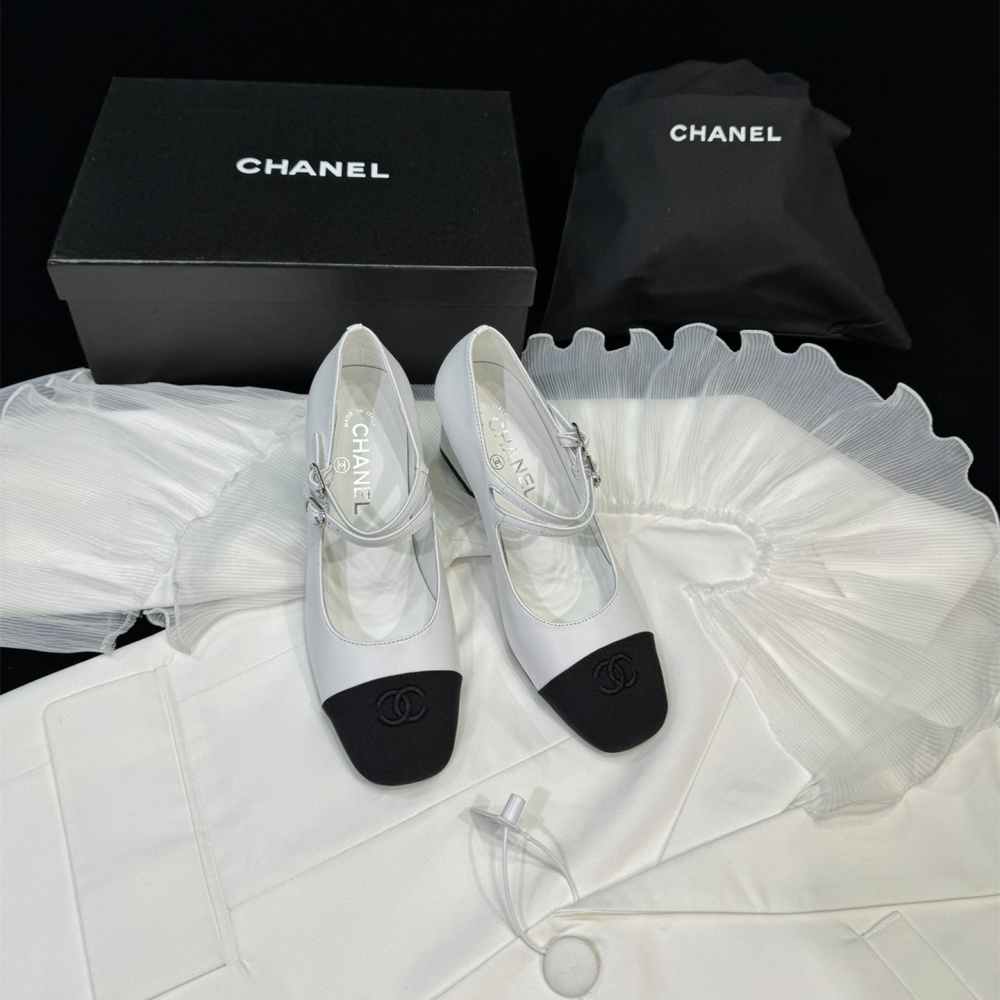 高仿Chanel*24S系列G45696A小羊皮瑪麗珍鞋白色6CM免檢版