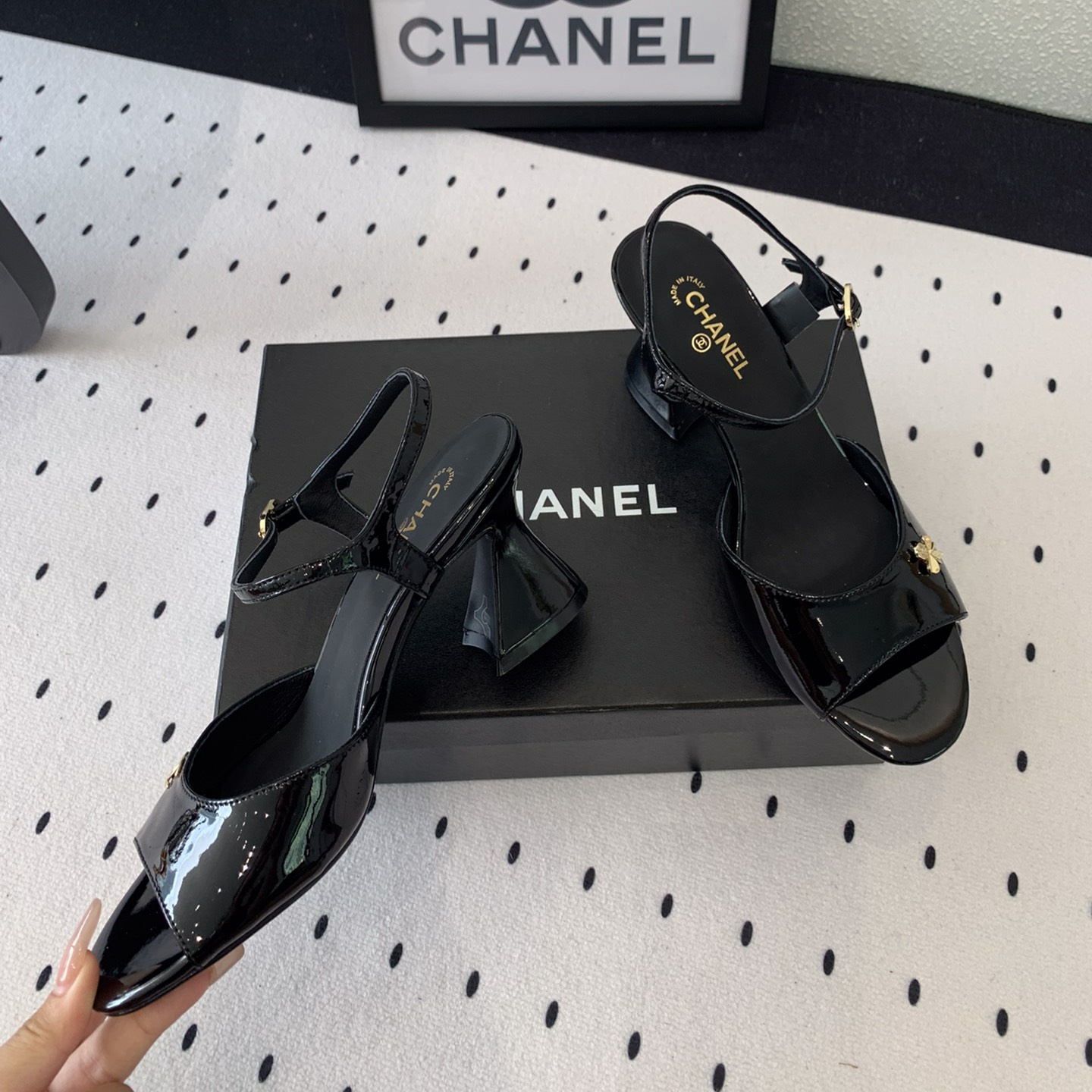 高仿Chanel*G45723B魚嘴高踭鞋漆皮黑色5.5CM免檢版