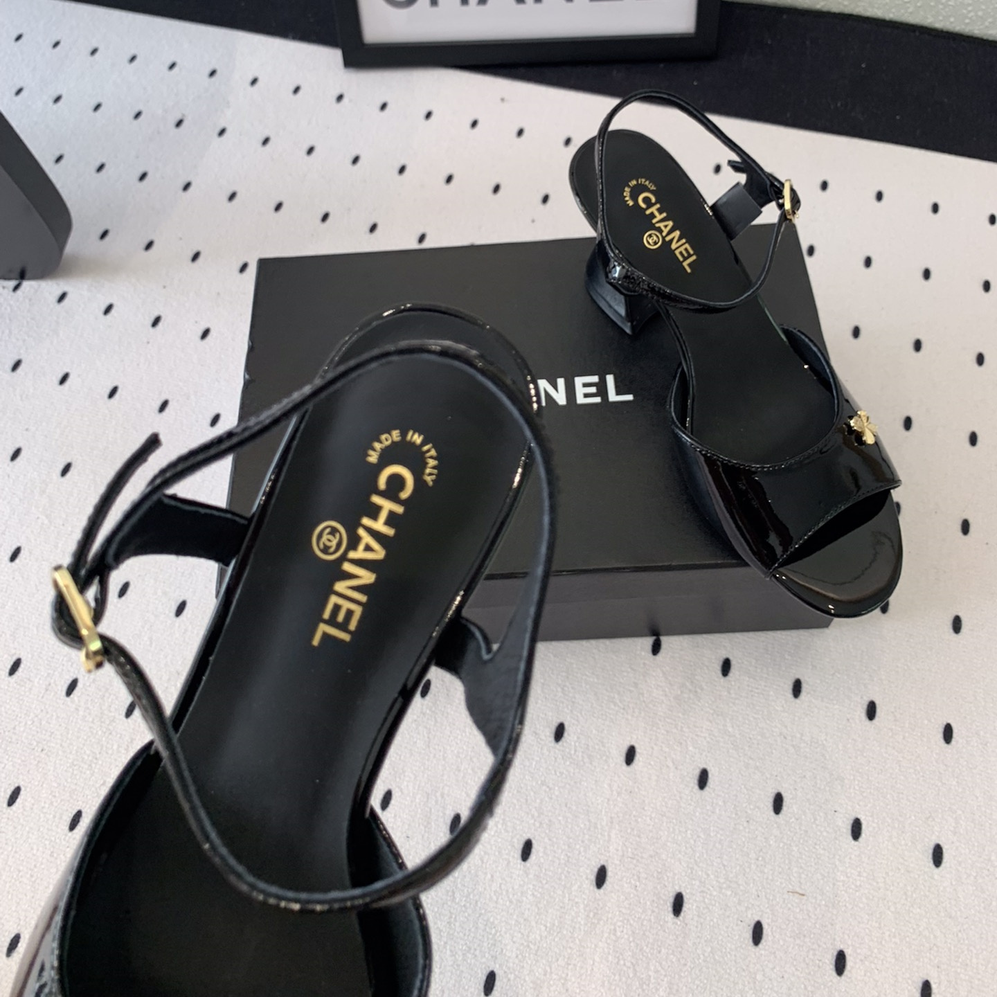 高仿Chanel*G45723B魚嘴高踭鞋漆皮黑色5.5CM免檢版