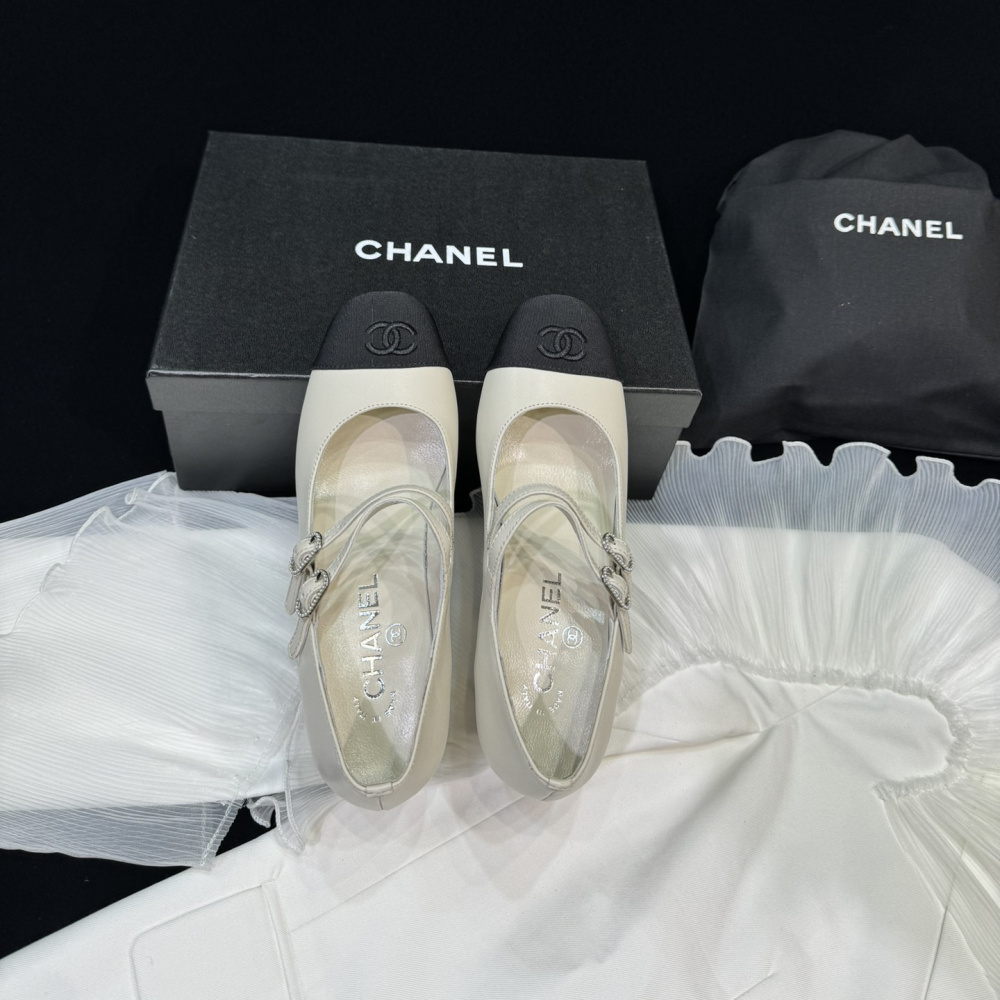高仿Chanel*24S系列G45696B小羊皮瑪麗珍鞋米色6CM免檢版