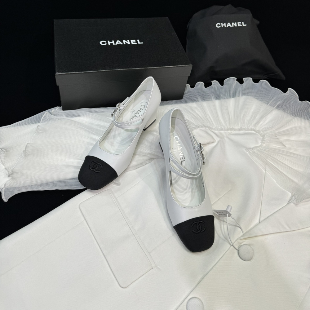 高仿Chanel*24S系列G45696A小羊皮瑪麗珍鞋白色6CM免檢版