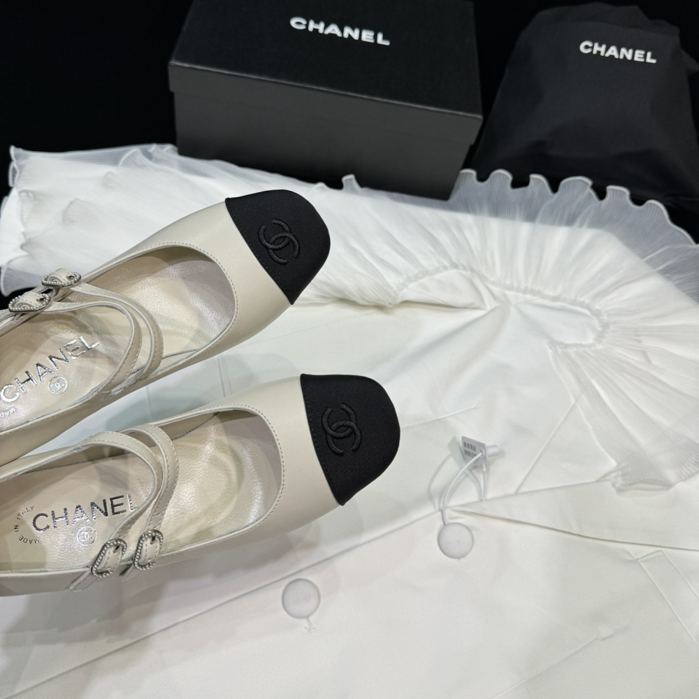 高仿Chanel*24S系列G45696B小羊皮瑪麗珍鞋米色6CM免檢版