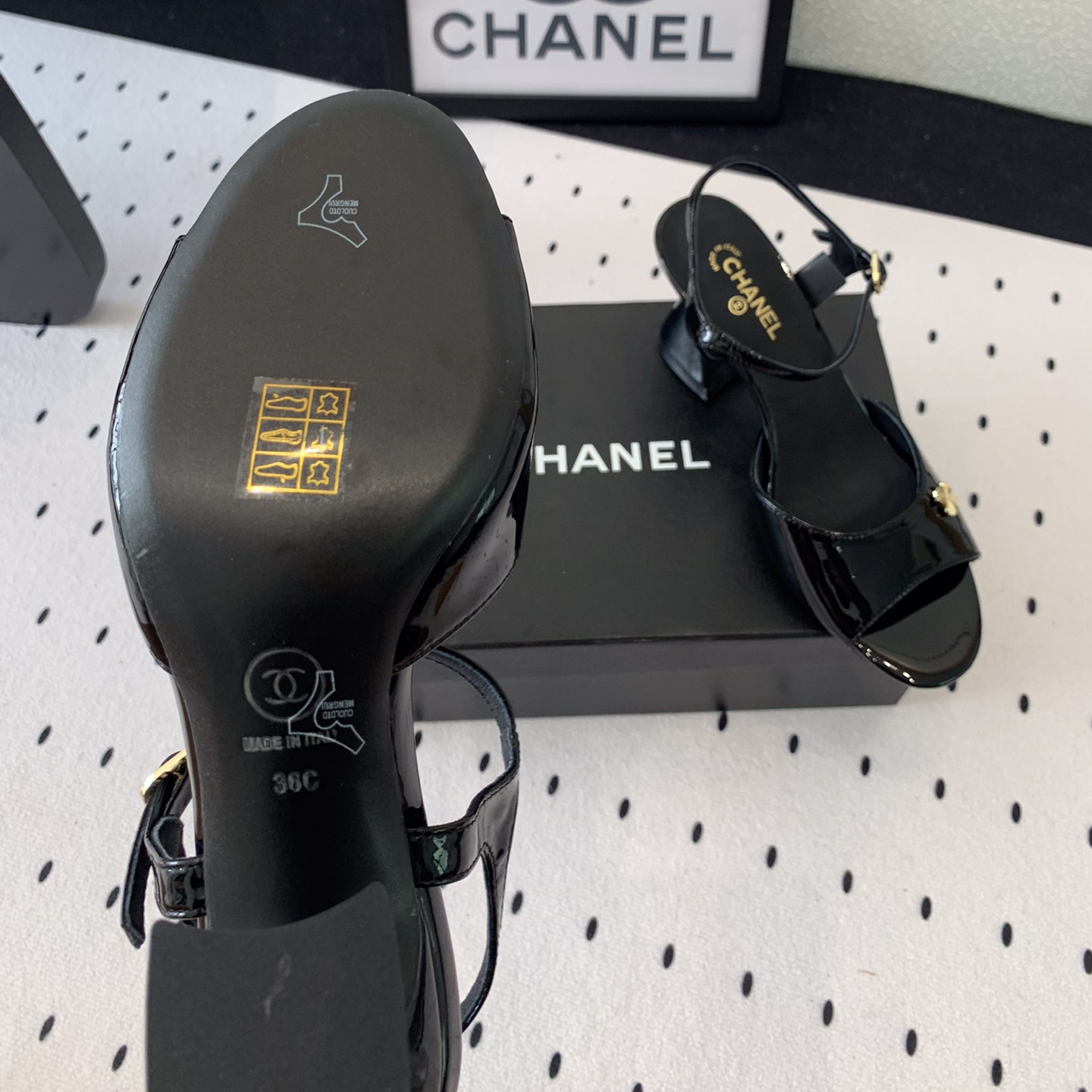 高仿Chanel*G45723B魚嘴高踭鞋漆皮黑色5.5CM免檢版