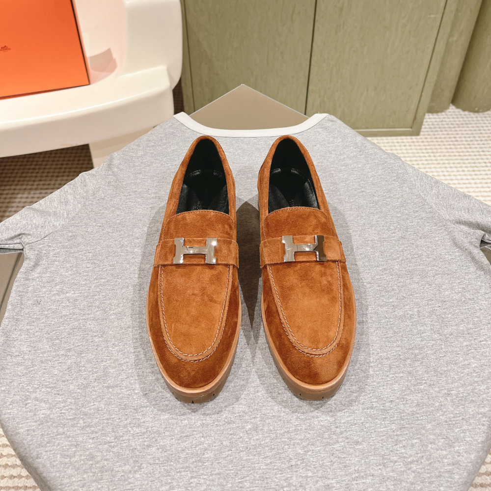 高仿Hermes*H222054ZA3羊京料樂福鞋棕色免檢版