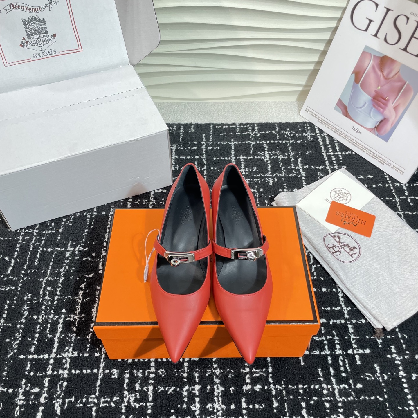 高仿Hermes*Kelly系列H251007Z06小牛皮高踭鞋紅色4CM免檢版