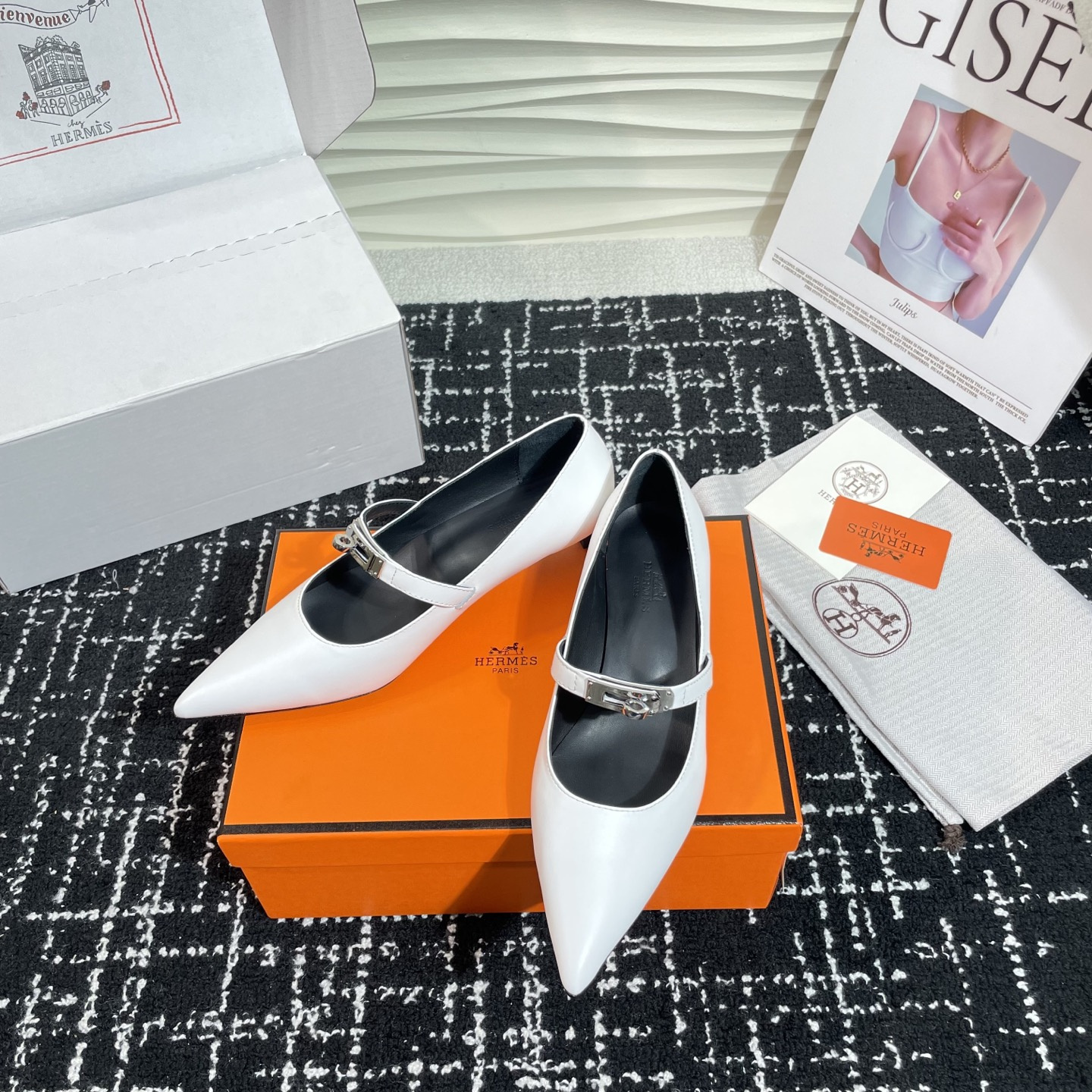 高仿Hermes*Kelly系列H251007Z01小牛皮高踭鞋白色4CM免檢版