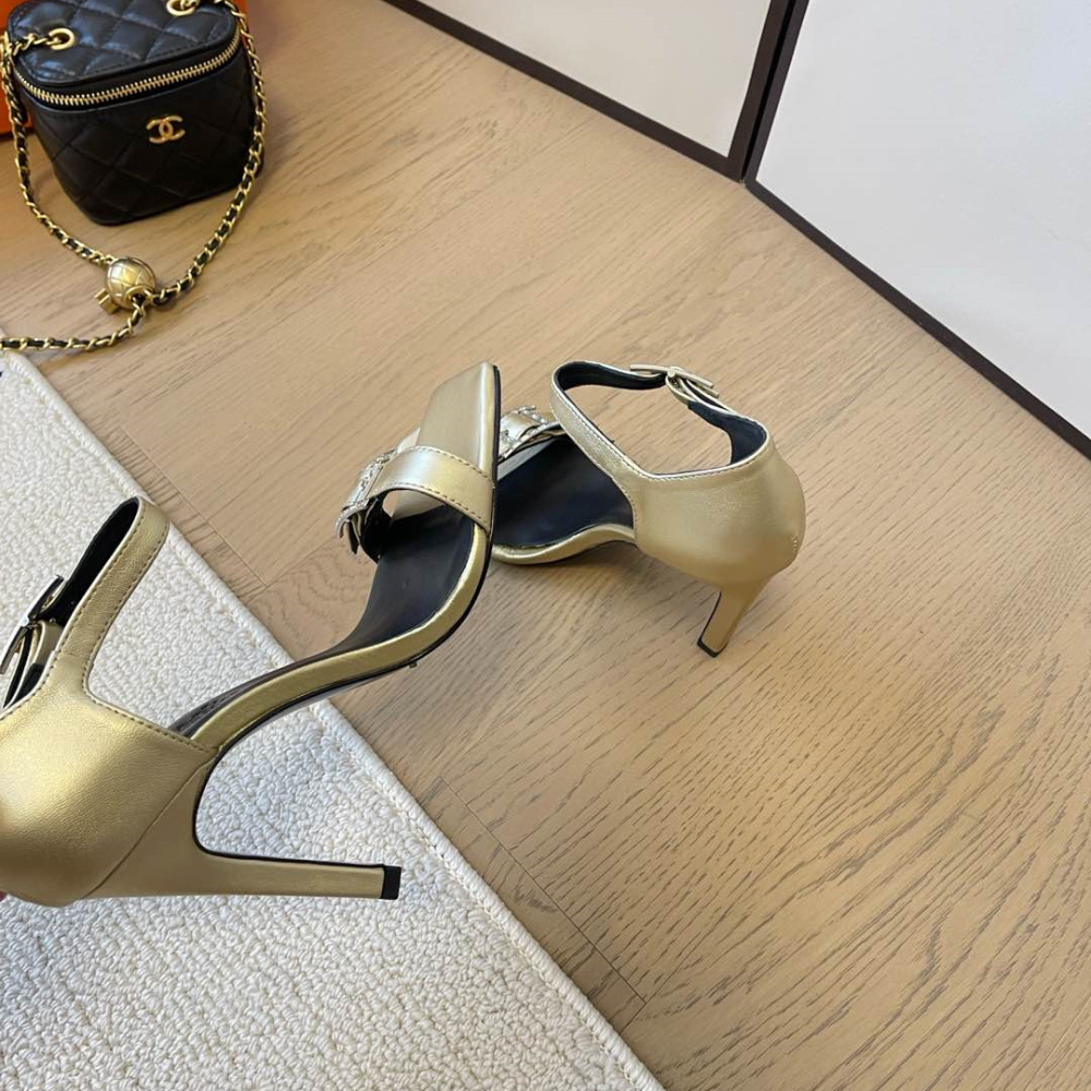 高仿Hermes*Judy系列H242034ZDR露趾涼鞋小牛皮10.5CM金色免檢版