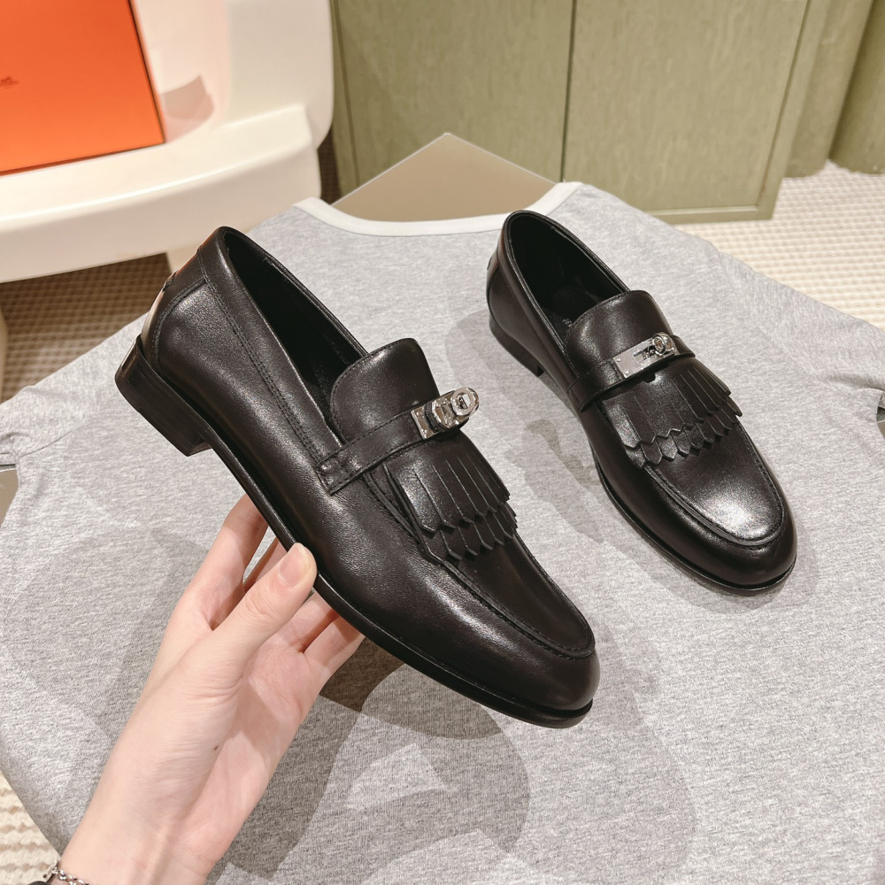 高仿Hermes*H241008Z02小牛皮樂福鞋黑色免檢版