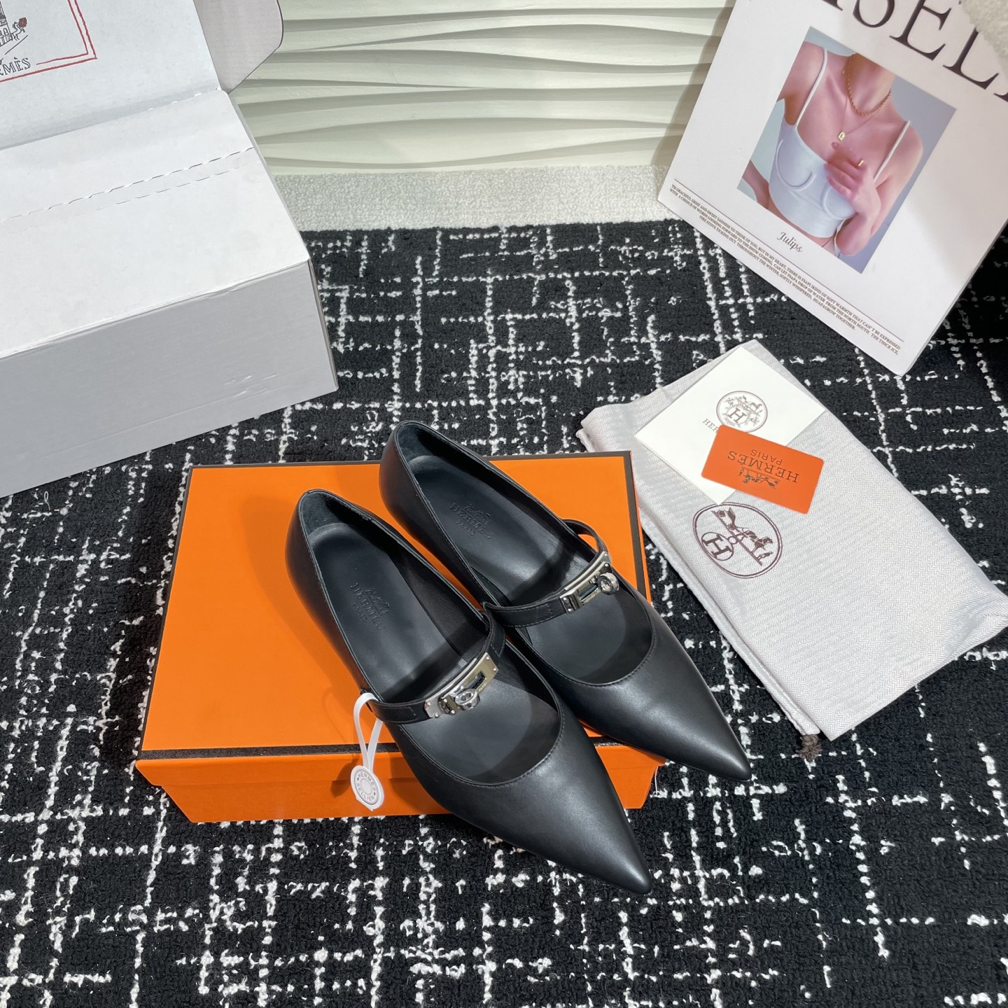 高仿Hermes*Kelly系列H251007Z02小牛皮高踭鞋黑色4CM免檢版