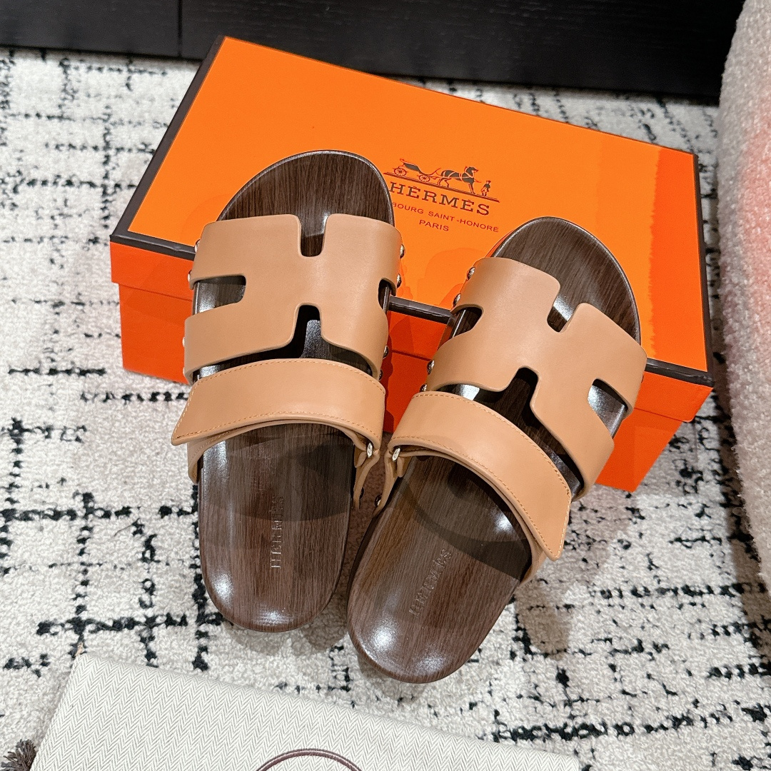 高仿Hermes*Kos系列H251012ZA3厚底木質拖鞋棕色4CM免檢版