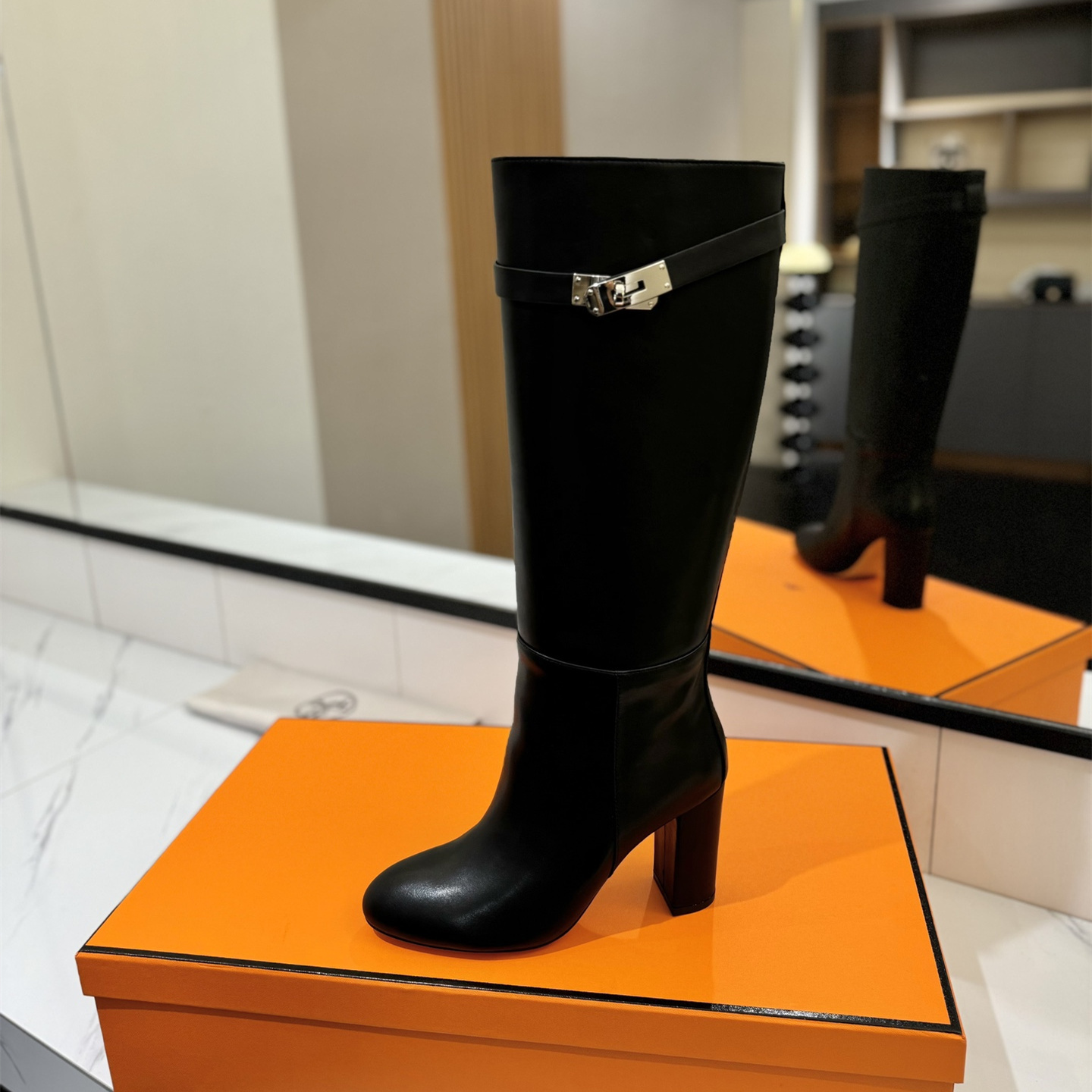 高仿Hermes*H182105ZG02小牛皮高筒靴黑色8.5CM免檢版