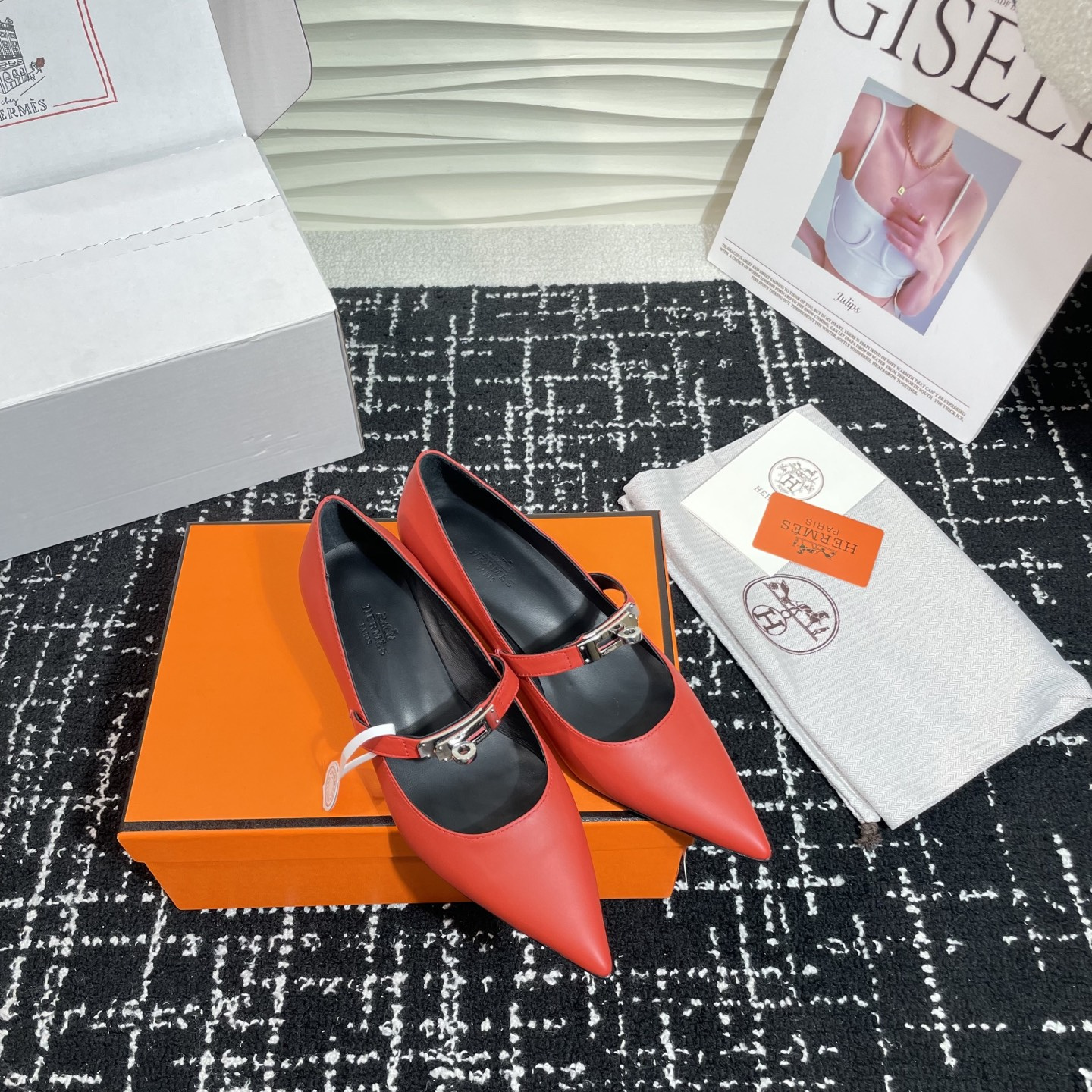 高仿Hermes*Kelly系列H251007Z06小牛皮高踭鞋紅色4CM免檢版