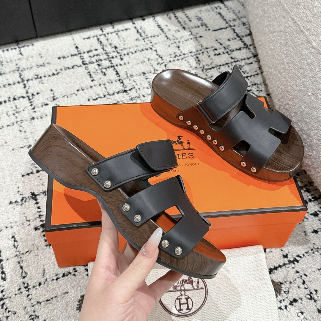 高仿Hermes*Kos系列H251012Z0厚底木質拖鞋黑色4CM免檢版