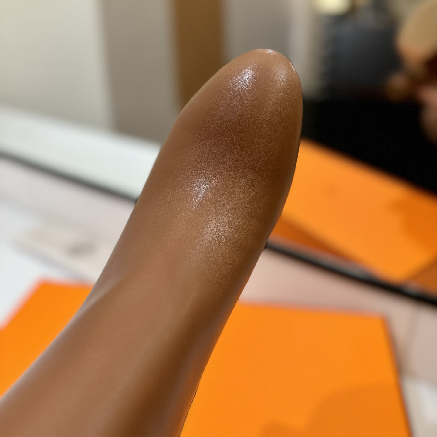 高仿Hermes*H202250ZA3小牛皮高筒靴棕色8.5CM免檢版