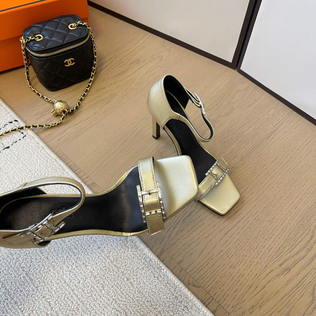 高仿Hermes*Judy系列H242034ZDR露趾涼鞋小牛皮10.5CM金色免檢版